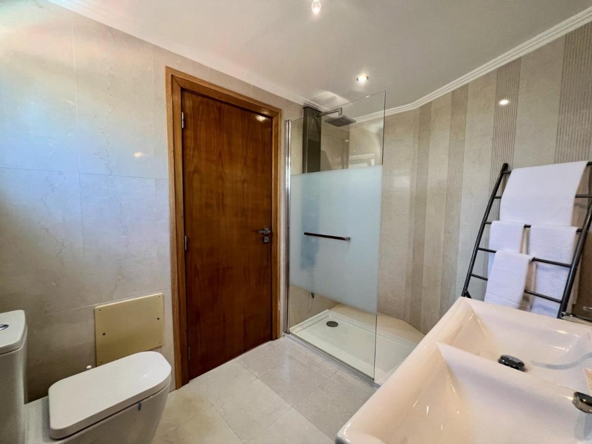 Boliqueime Amazing Villa With Pool By Homing Bagian luar foto