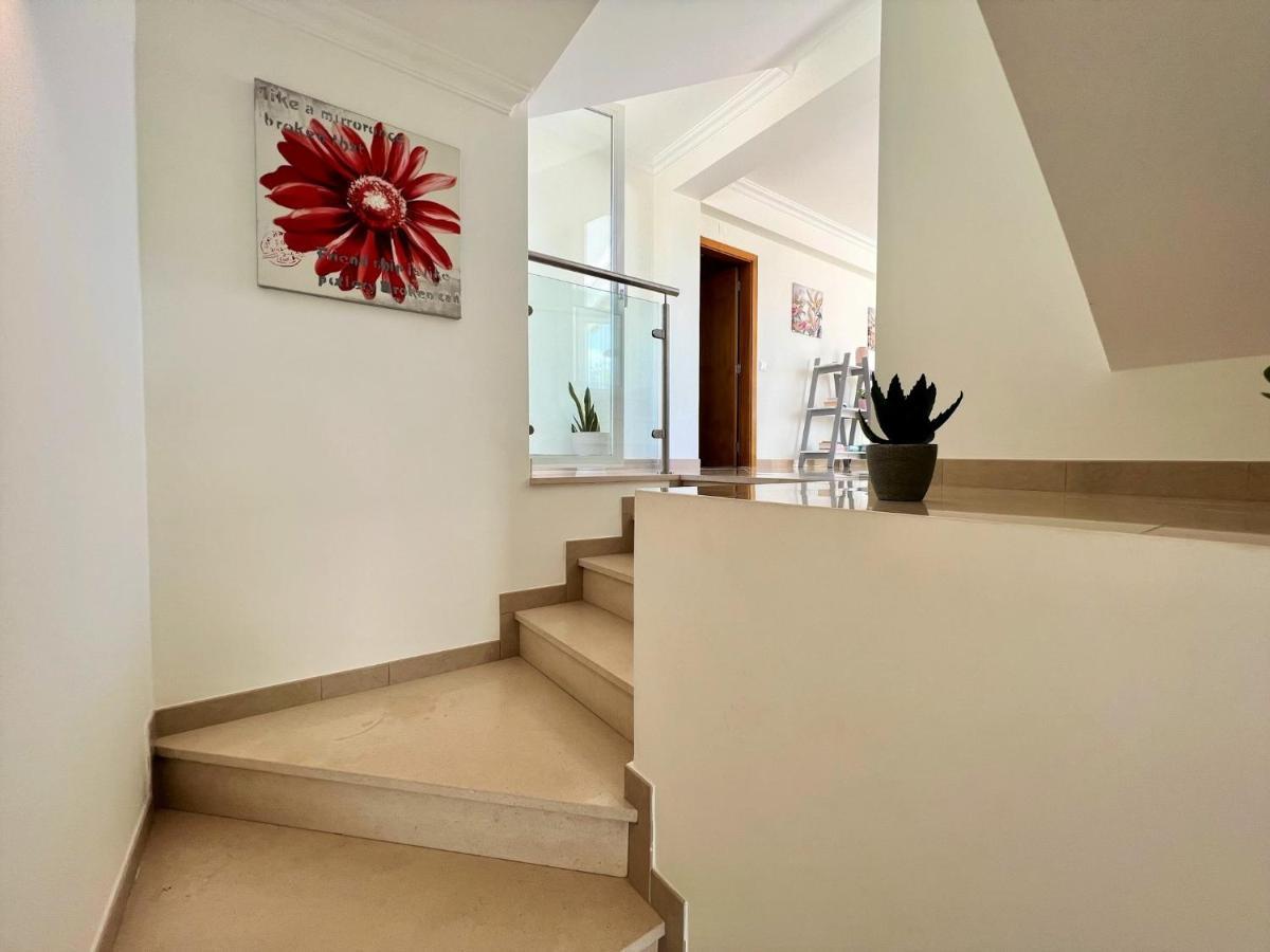 Boliqueime Amazing Villa With Pool By Homing Bagian luar foto