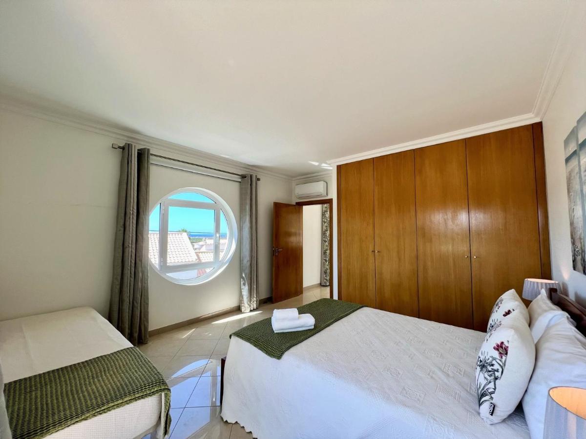 Boliqueime Amazing Villa With Pool By Homing Bagian luar foto