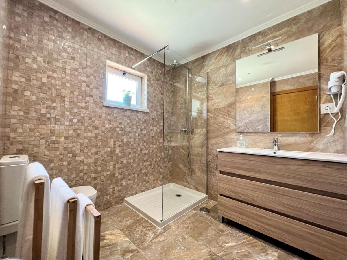 Boliqueime Amazing Villa With Pool By Homing Bagian luar foto