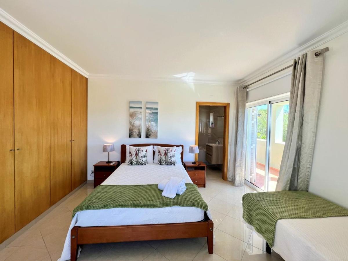 Boliqueime Amazing Villa With Pool By Homing Bagian luar foto
